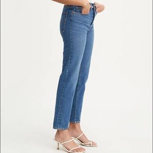 NWOT Levi’s Wedgie Fit Ankle Jeans - Size 26